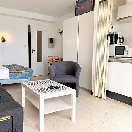 Studio Sur Plage Cavaliere Avec Terrasse, 1Er Etage, 2 Couchages - Fr-1-251-80 Le Lavandou Kültér fotó